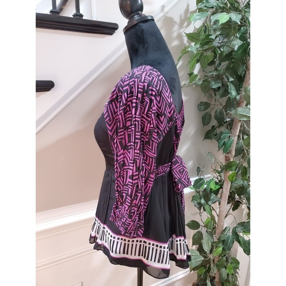 Nicole Miller Women's Black & Pink Pleated Square Neck 3/4 Sleeve Top Blouse 6 - Picture 4 of 15